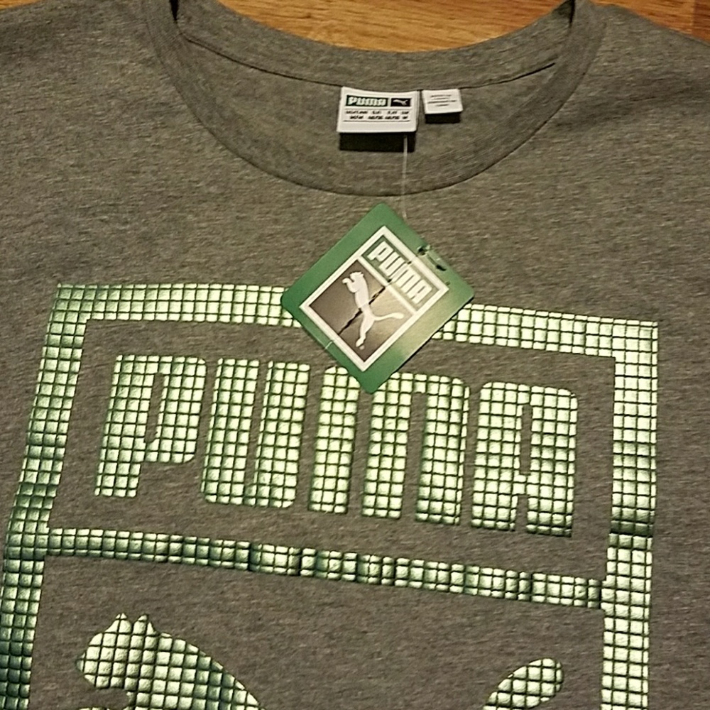 Puma Holographic Gray Green Logo Tee Shirt M NWT